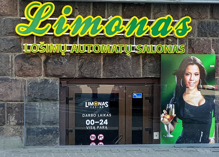 1670